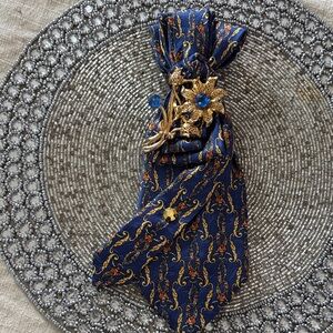 Elegant Blue and Gold Brooch-Embellished Scarf